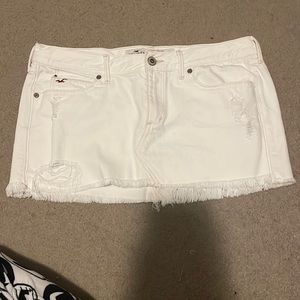 Hollis yet White Low Waisted Skirt